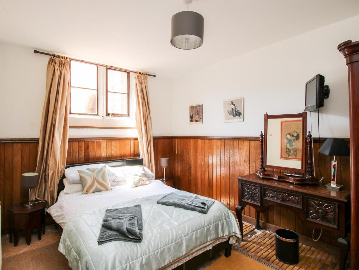 Chetwynd Lodge Stafford Eksteriør bilde